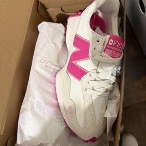 Adidas Lifestyle Sneakers in White and Pink
